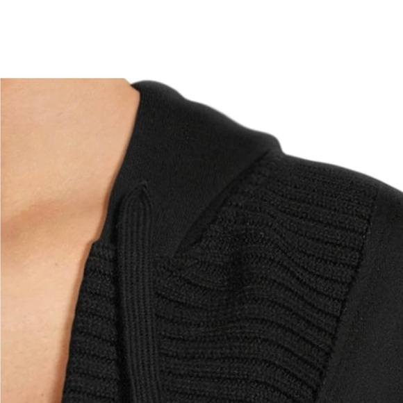 Black oversized hooded V-neck long sleeve ribbed Sweater - Picture 3 of 6